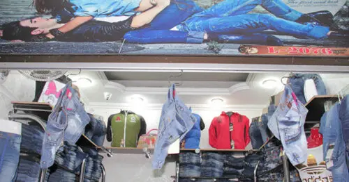 ROAD JEANS ROAD JEANS